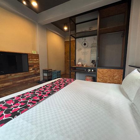 Cun Cuisine Homestay 타이난 외부 사진